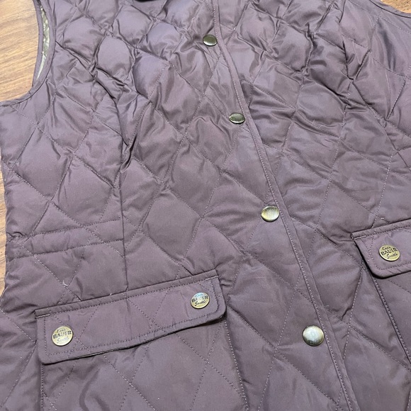 Women’s goose down Light weight  Eddie Bauer purple vest size small - Picture 7 of 10